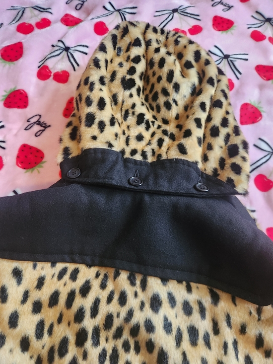 Juicy Couture Leopard Print Faux Fur Coat with Black Trim Gyaru Glam Gal - Picture 9 of 11